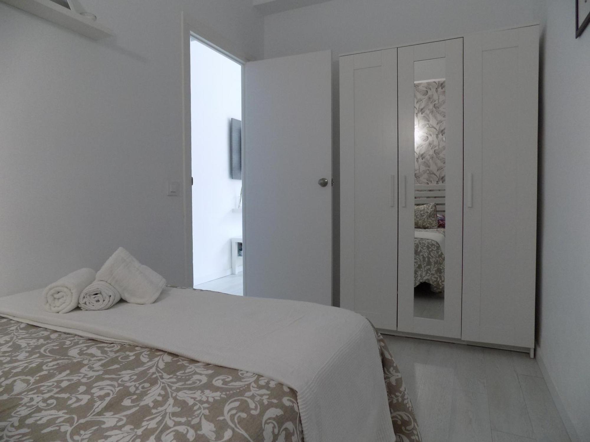 Apartamento Salinas 150M Playa Фуэнхирола Экстерьер фото